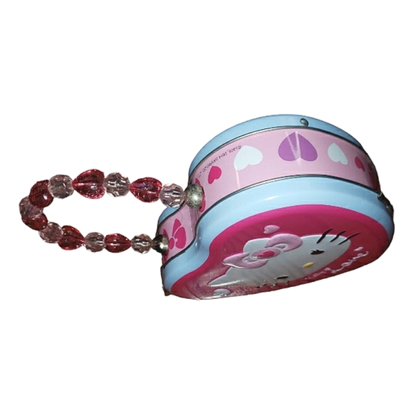 Hello Kitty Love Embossed Tin Heart Bead Handle Container Purse Collectable Toy - Picture 3 of 16